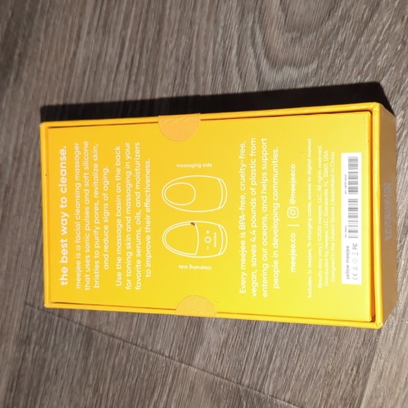 ✨NWT Meejee Facial Cleanser - Picture 3 of 4